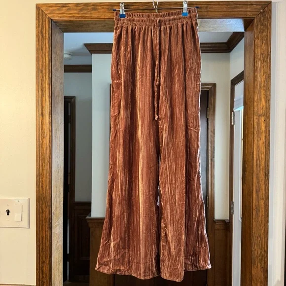 Boho Velvet Full Length Lounge Pant (Small) - Picture 1 of 10